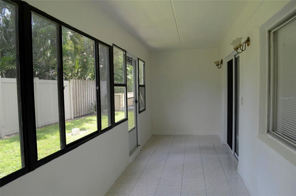 En Venta: $159,000 (2 camas, 2 baños, 960 Pies cuadrados)