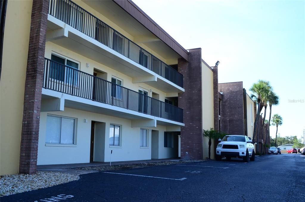 En Venta: $159,000 (2 camas, 2 baños, 960 Pies cuadrados)