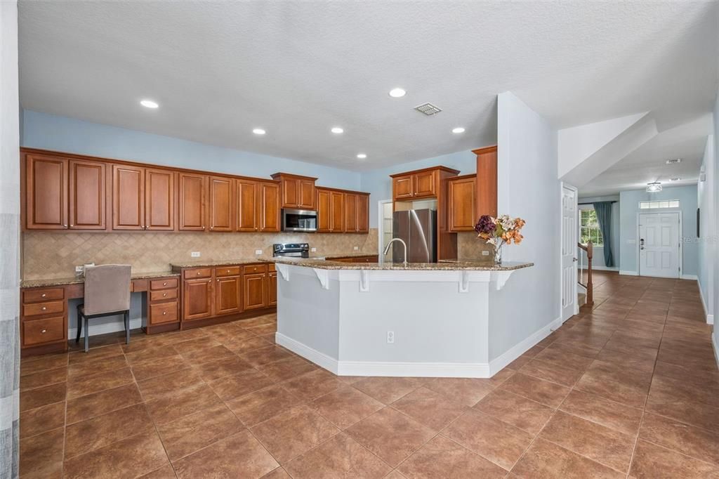 En Venta: $649,000 (4 camas, 3 baños, 3886 Pies cuadrados)