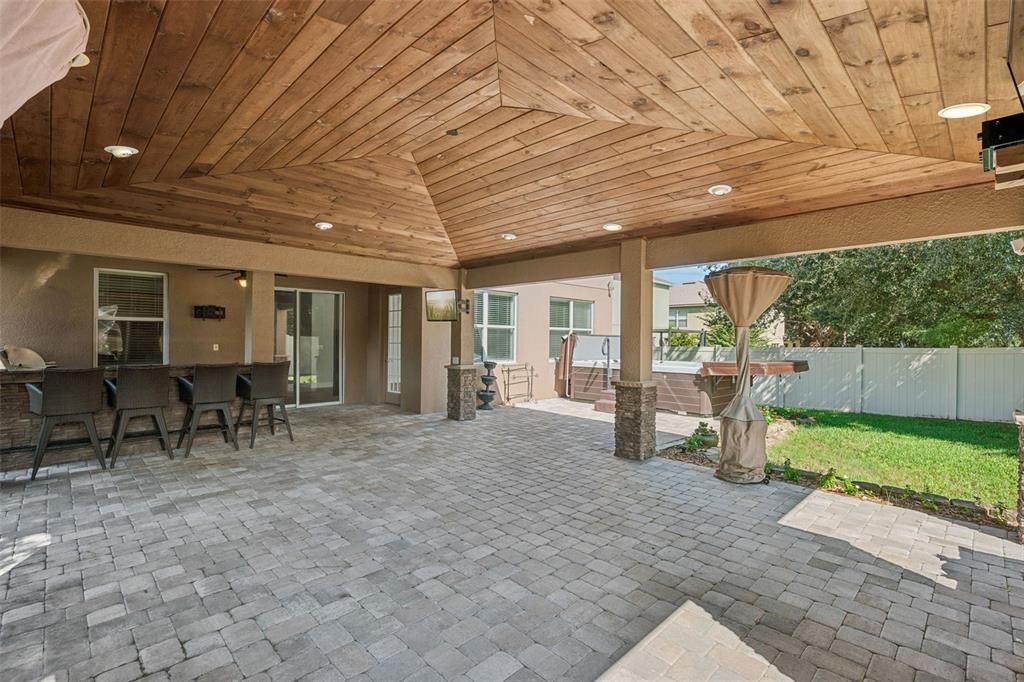 En Venta: $649,000 (4 camas, 3 baños, 3886 Pies cuadrados)