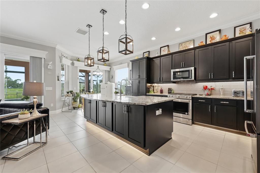 For Sale: $1,711,021 (3 beds, 2 baths, 2106 Square Feet)