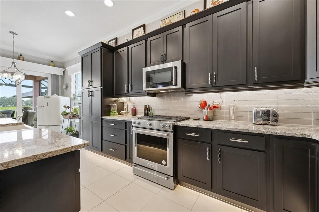 For Sale: $1,711,021 (3 beds, 2 baths, 2106 Square Feet)