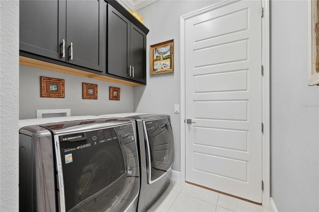 For Sale: $1,711,021 (3 beds, 2 baths, 2106 Square Feet)