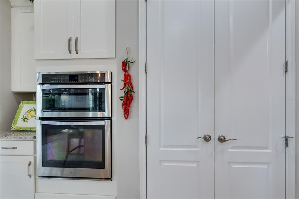 For Sale: $649,500 (3 beds, 2 baths, 2199 Square Feet)
