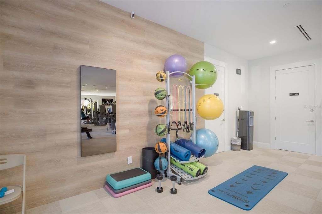 For Sale: $649,500 (3 beds, 2 baths, 2199 Square Feet)