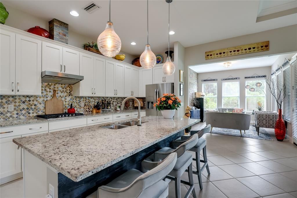 For Sale: $649,500 (3 beds, 2 baths, 2199 Square Feet)