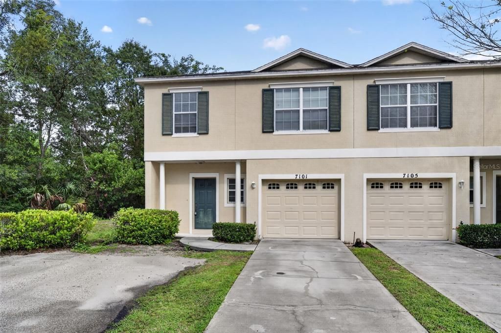 For Rent: $2,000 (3 beds, 2 baths, 1565 Square Feet)