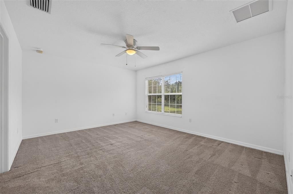 For Rent: $2,000 (3 beds, 2 baths, 1565 Square Feet)