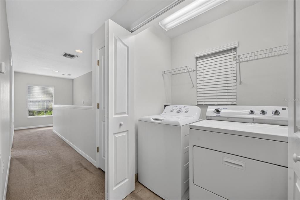 For Rent: $2,000 (3 beds, 2 baths, 1565 Square Feet)
