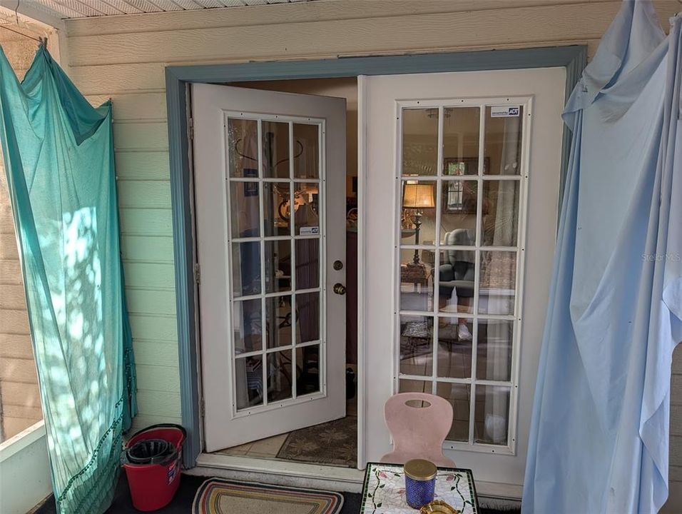 Active With Contract: $155,000 (2 beds, 2 baths, 1185 Square Feet)