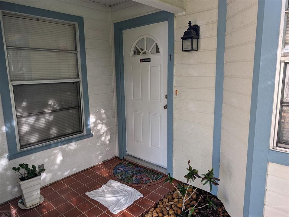 Active With Contract: $155,000 (2 beds, 2 baths, 1185 Square Feet)