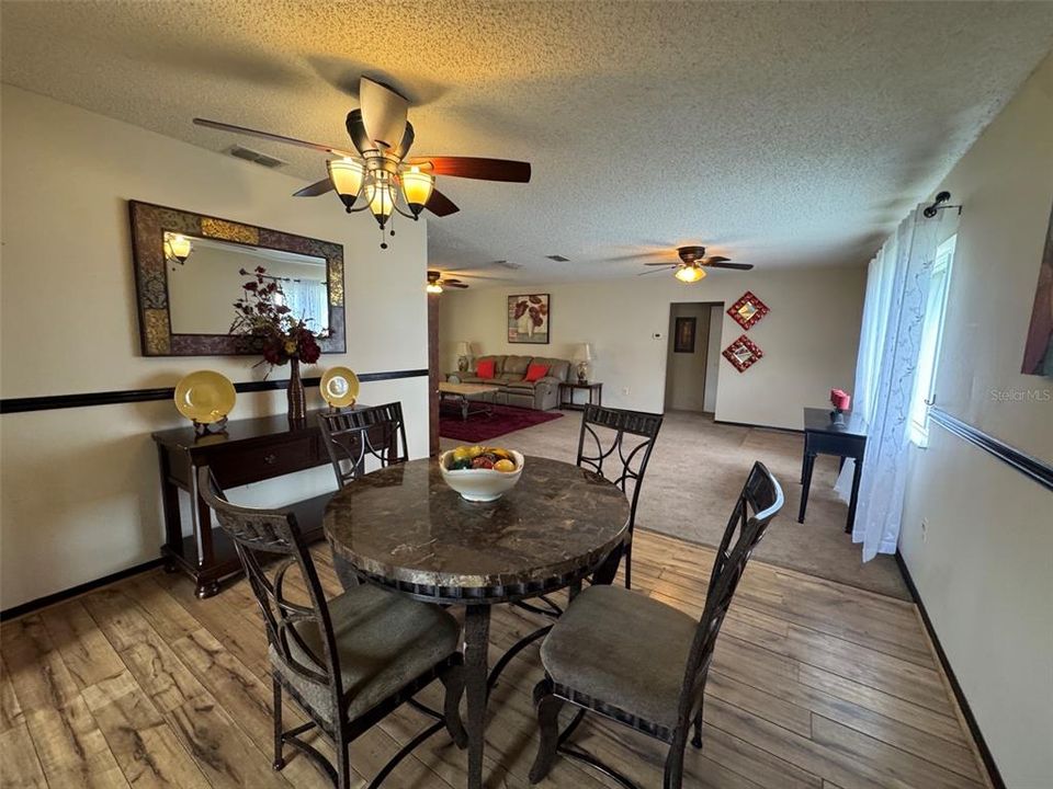 For Sale: $225,000 (3 beds, 2 baths, 1526 Square Feet)