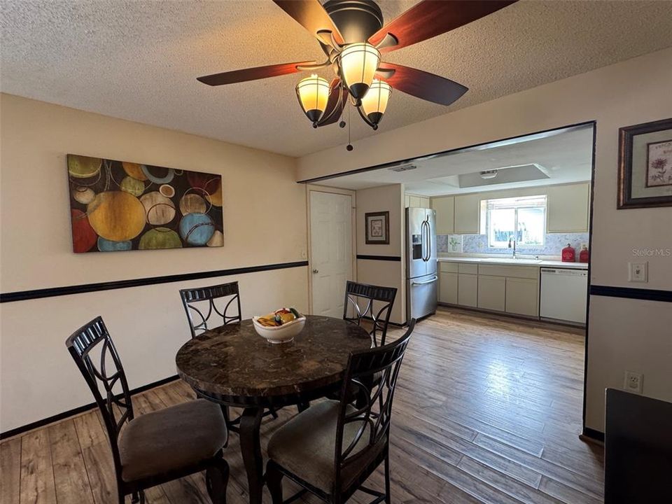 For Sale: $225,000 (3 beds, 2 baths, 1526 Square Feet)