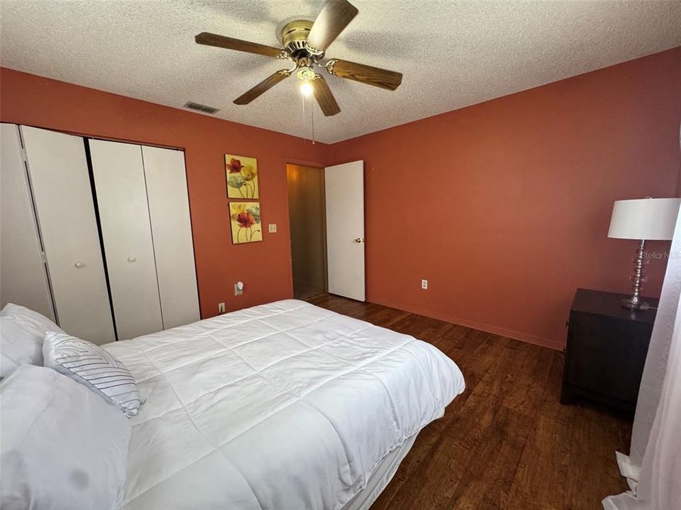 For Sale: $225,000 (3 beds, 2 baths, 1526 Square Feet)