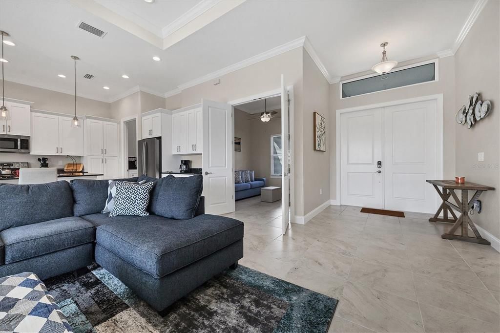 For Rent: $3,500 (3 beds, 2 baths, 1900 Square Feet)