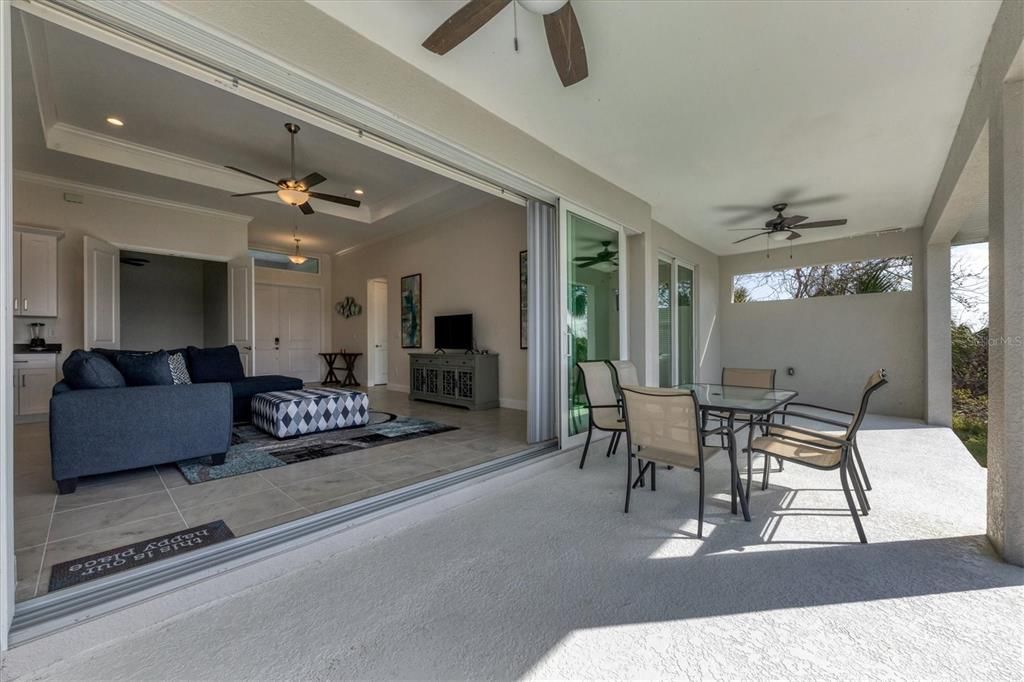 For Rent: $3,500 (3 beds, 2 baths, 1900 Square Feet)