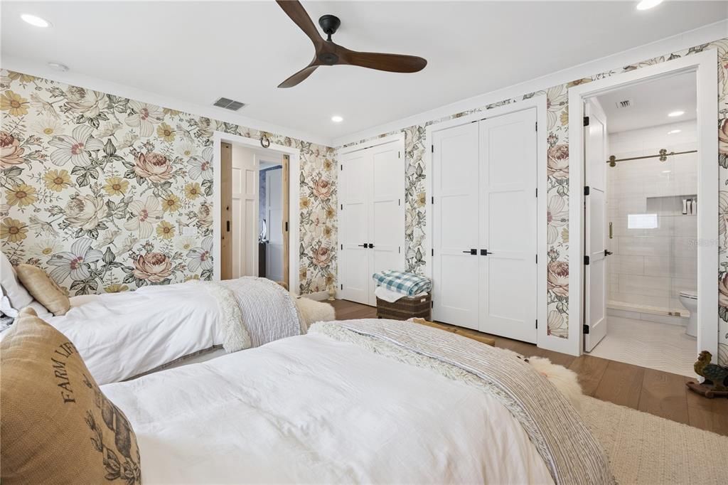 En Venta: $1,650,000 (5 camas, 4 baños, 3506 Pies cuadrados)