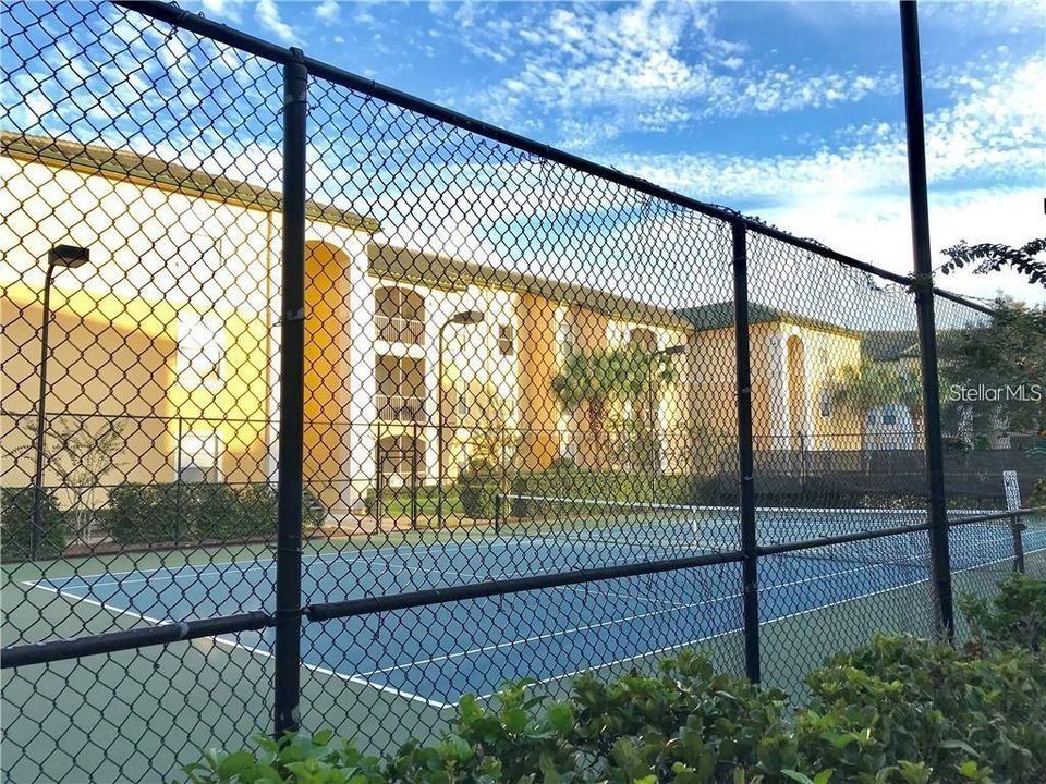 В аренду: $1,650 (2 спален, 2 ванн, 1009 Квадратных фут)