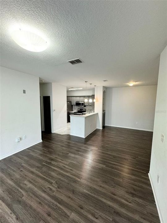 В аренду: $1,650 (2 спален, 2 ванн, 1009 Квадратных фут)