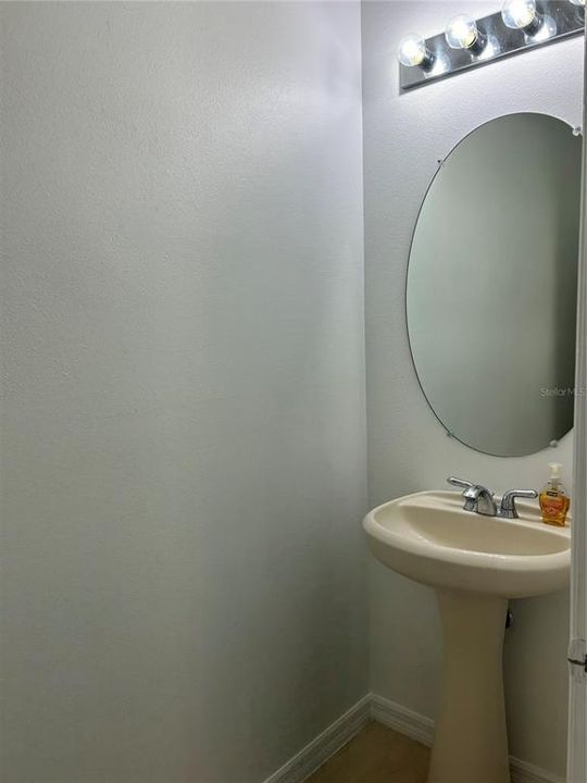 For Sale: $264,995 (3 beds, 2 baths, 1203 Square Feet)