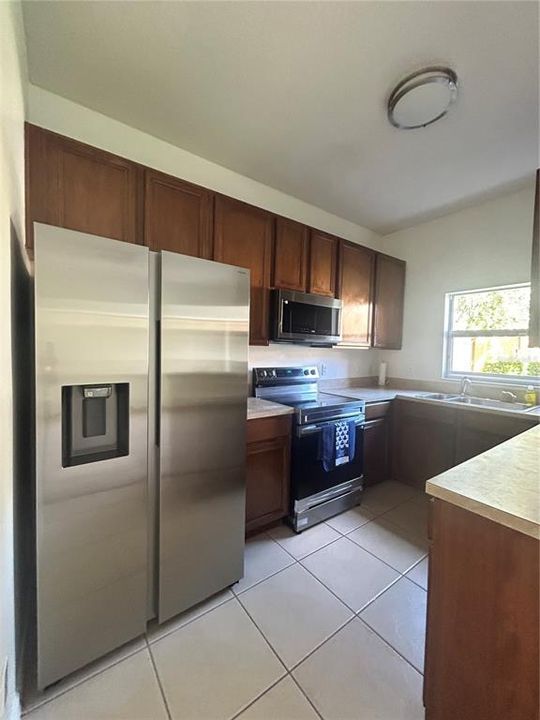 For Sale: $264,995 (3 beds, 2 baths, 1203 Square Feet)