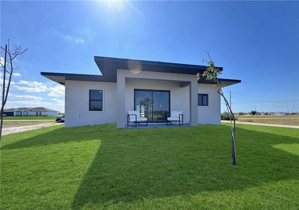 En Venta: $398,000 (4 camas, 3 baños, 1904 Pies cuadrados)