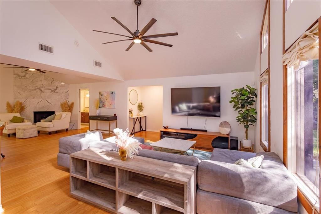 For Sale: $579,000 (3 beds, 2 baths, 1938 Square Feet)
