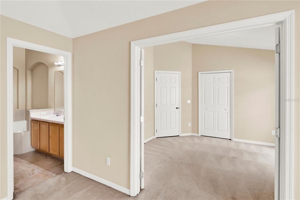 For Sale: $489,000 (4 beds, 2 baths, 2168 Square Feet)
