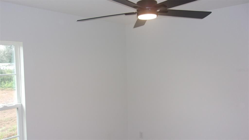 For Sale: $269,900 (3 beds, 2 baths, 1123 Square Feet)