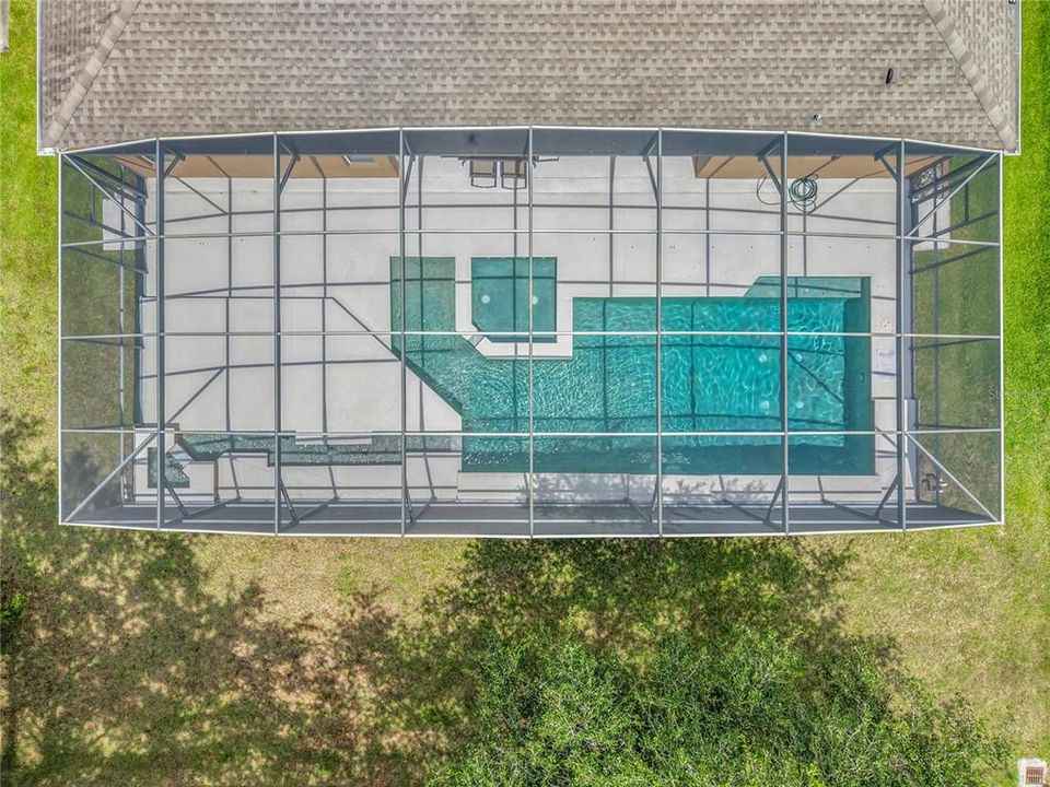 Activo con contrato: $675,000 (5 camas, 3 baños, 2761 Pies cuadrados)