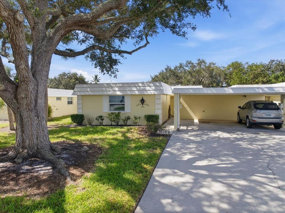 For Sale: $279,000 (2 beds, 2 baths, 1155 Square Feet)