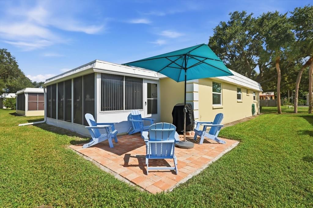 For Sale: $279,000 (2 beds, 2 baths, 1155 Square Feet)