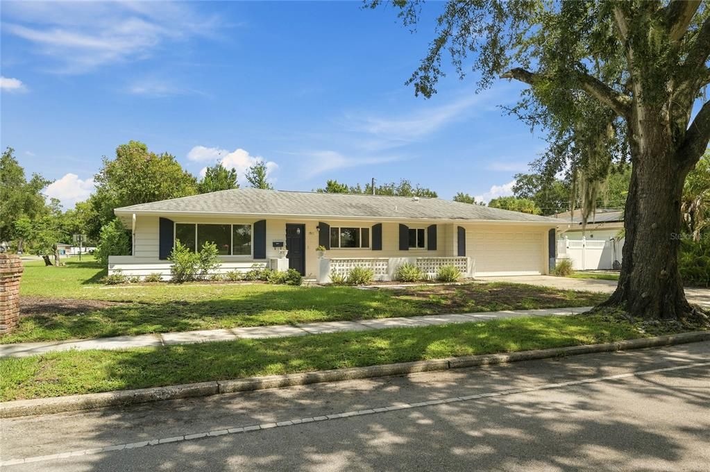В аренду: $3,950 (4 спален, 2 ванн, 1992 Квадратных фут)