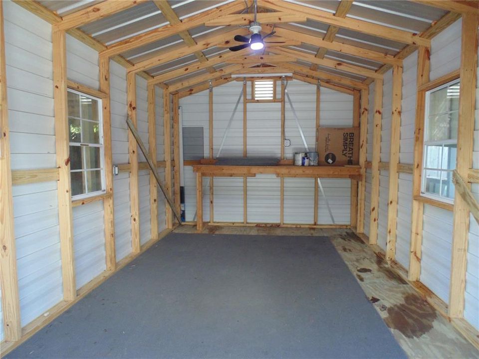 For Sale: $299,000 (2 beds, 2 baths, 1324 Square Feet)