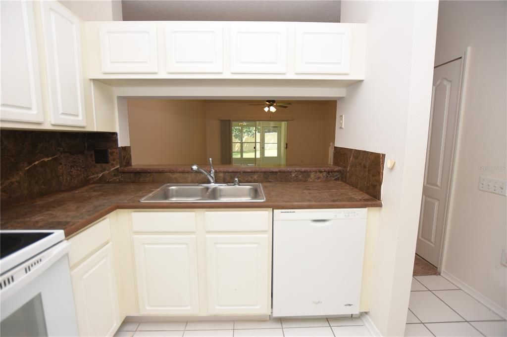 En Renta: $1,799 (2 camas, 2 baños, 1184 Pies cuadrados)