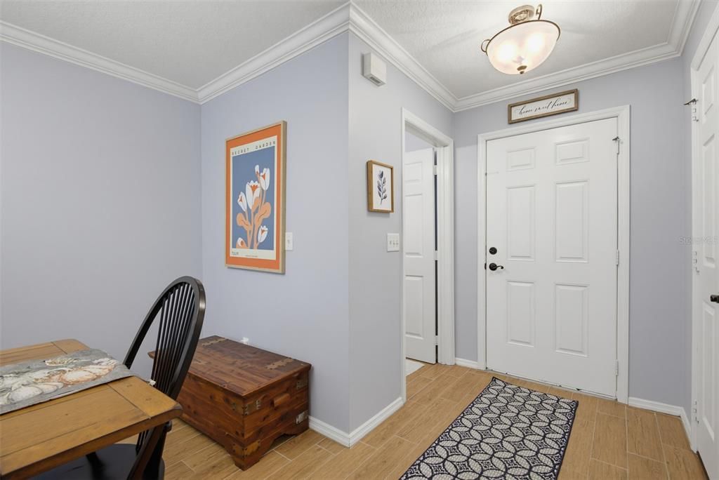 For Sale: $267,000 (3 beds, 2 baths, 1496 Square Feet)