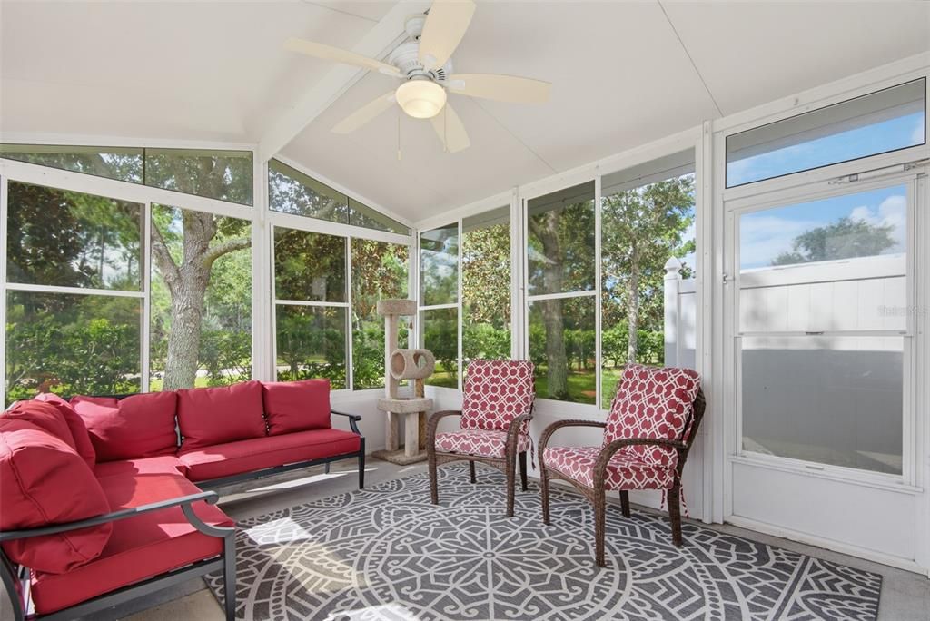 For Sale: $267,000 (3 beds, 2 baths, 1496 Square Feet)