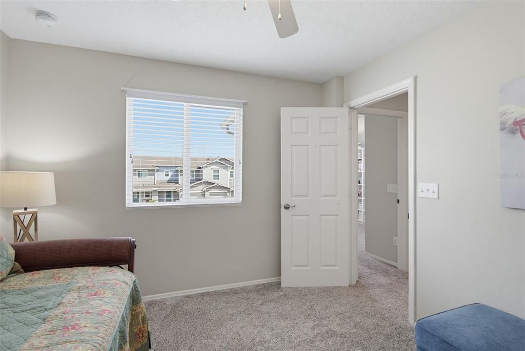 For Sale: $267,000 (3 beds, 2 baths, 1496 Square Feet)