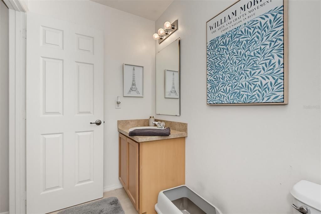 For Sale: $267,000 (3 beds, 2 baths, 1496 Square Feet)