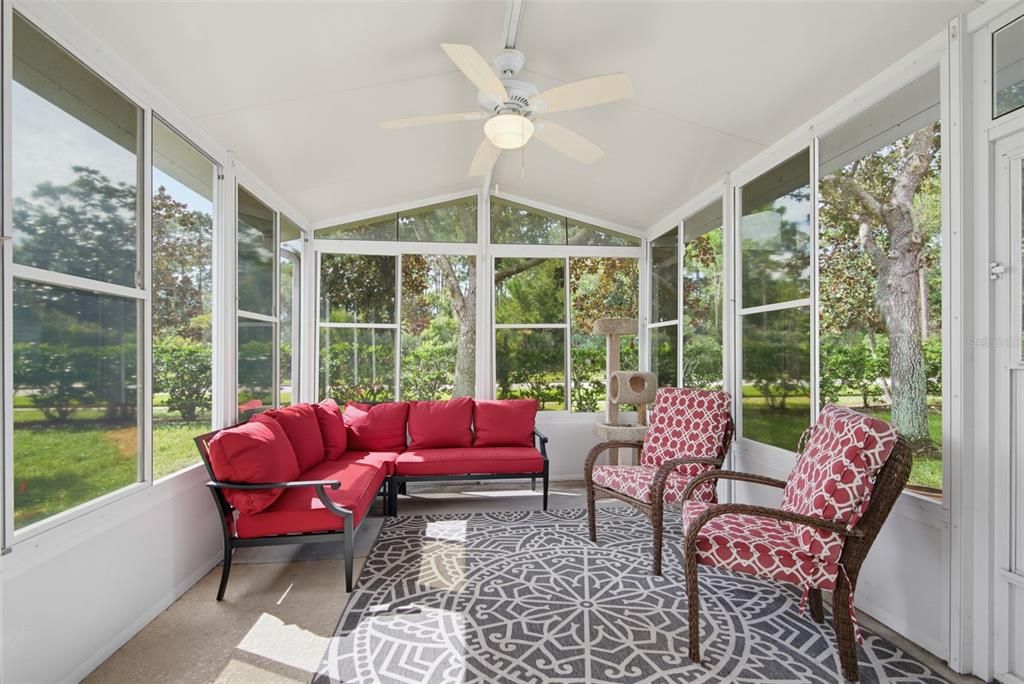 For Sale: $267,000 (3 beds, 2 baths, 1496 Square Feet)