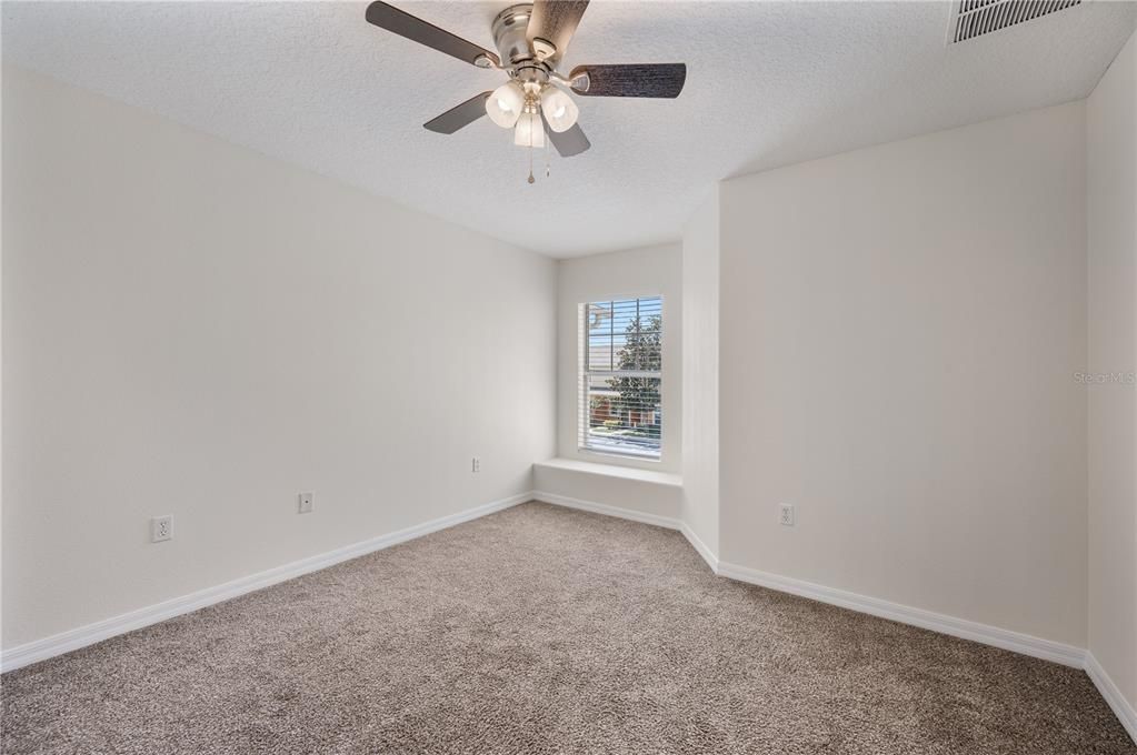For Sale: $225,000 (3 beds, 2 baths, 1713 Square Feet)