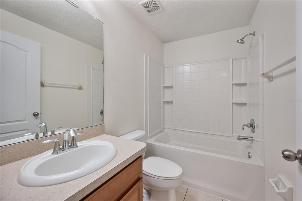 For Sale: $225,000 (3 beds, 2 baths, 1713 Square Feet)