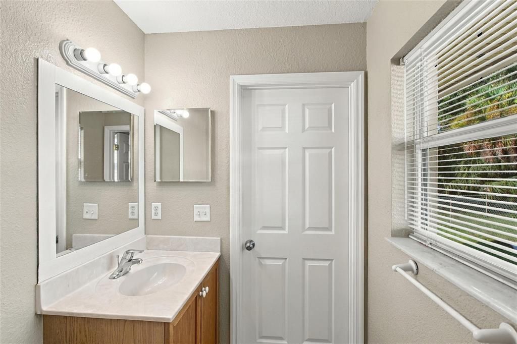 For Sale: $450,000 (4 beds, 0 baths, 2342 Square Feet)