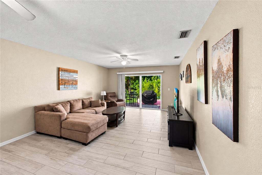 For Sale: $450,000 (4 beds, 0 baths, 2342 Square Feet)