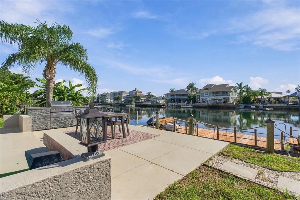 For Sale: $485,000 (5 beds, 2 baths, 1624 Square Feet)