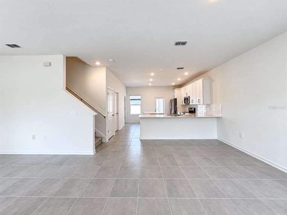 For Rent: $2,500 (3 beds, 2 baths, 1615 Square Feet)