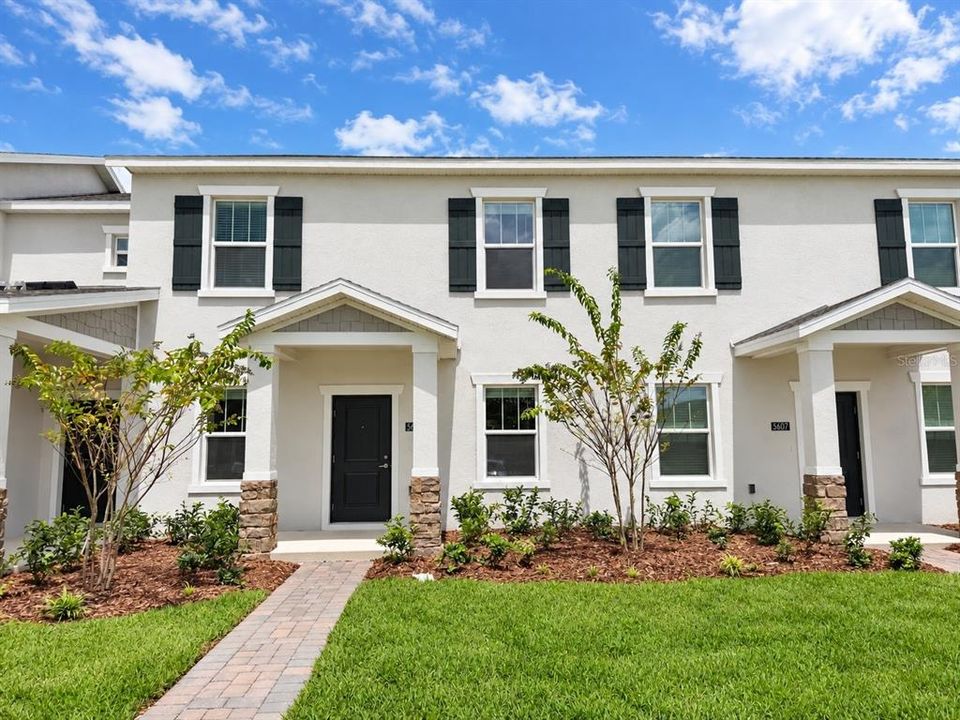 For Rent: $2,500 (3 beds, 2 baths, 1615 Square Feet)