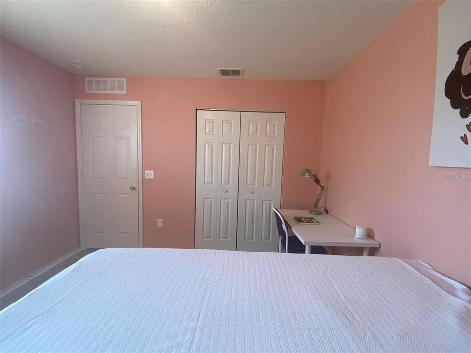 For Sale: $424,900 (4 beds, 2 baths, 2592 Square Feet)
