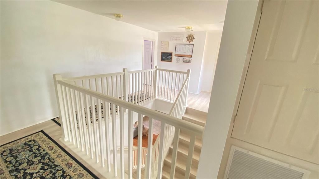For Sale: $424,900 (4 beds, 2 baths, 2592 Square Feet)
