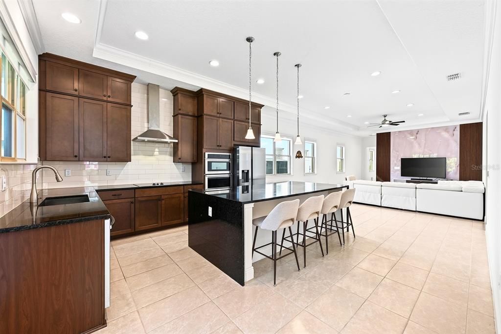 En Venta: $625,000 (3 camas, 2 baños, 1720 Pies cuadrados)